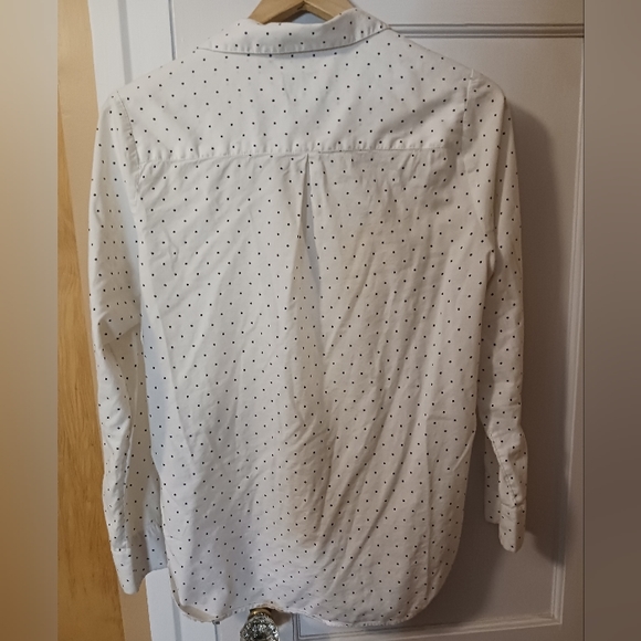 Denver Hayes White/ Black Polkadot Buttondown Blouse- Sz. Medium - Picture 3 of 5